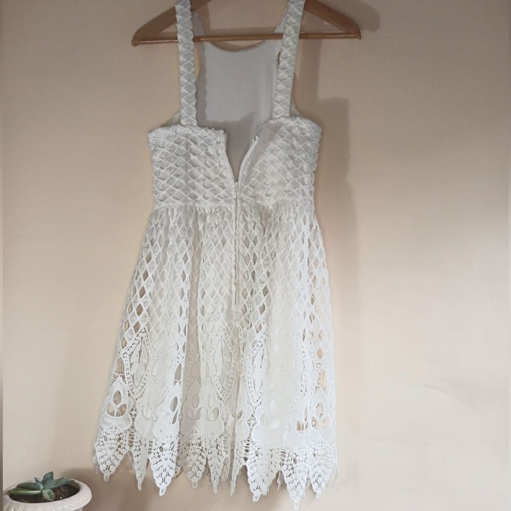 CITY STUDIO Mini Dress Crochet Lace Handkerchief Hem Summer Party White Size 9 - Picture 4 of 11